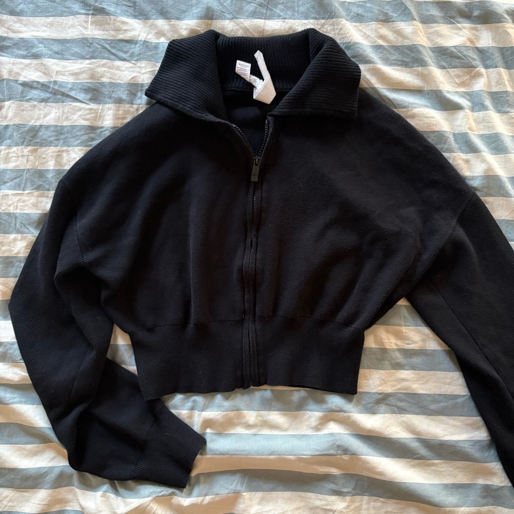 Alo Yoga Scholar Knit Cropped Full Zip Sweater Jacket Black Medium